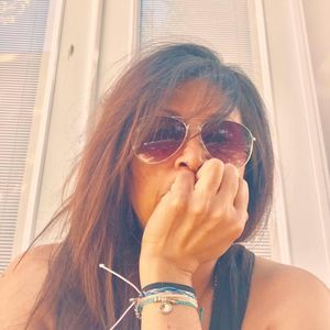 Meet your Posher, Zahnim